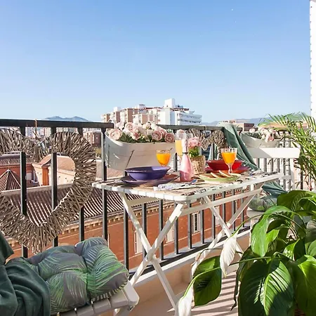 Center Flat Main Train Station Apartment